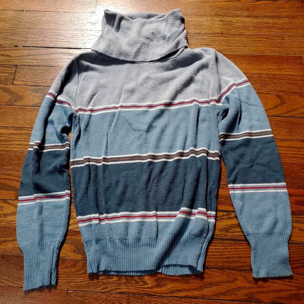 Vintage Turtle Neck Sweater